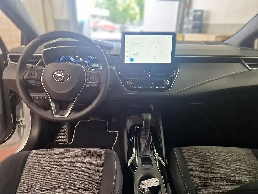 Toyota Corolla Hybrid Teamplayer - Thumbnail 14