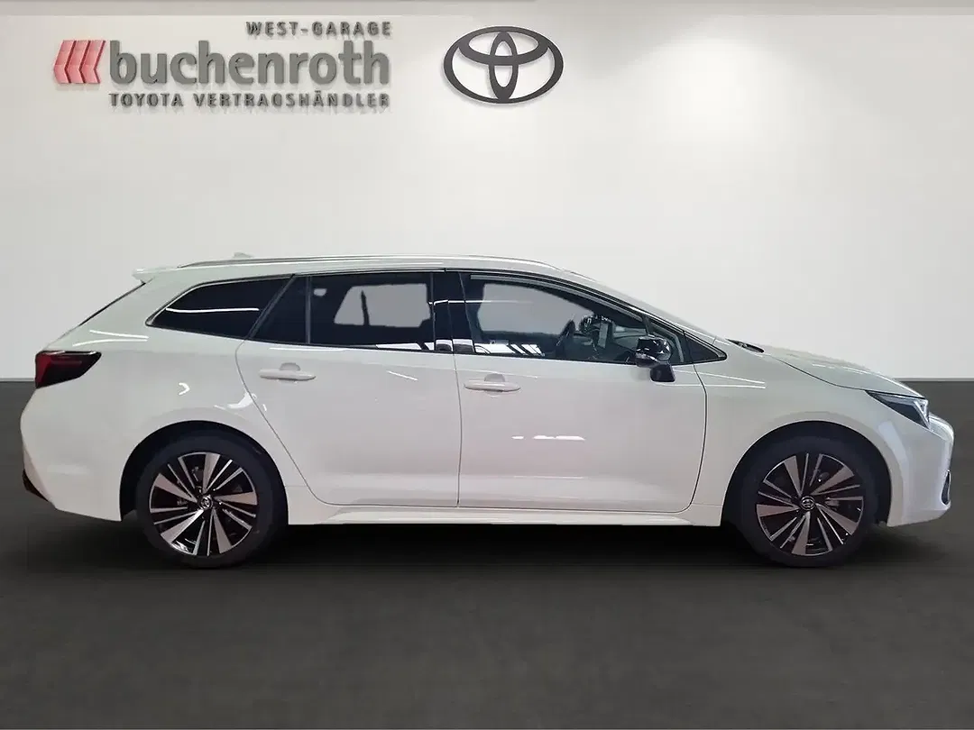 Toyota Corolla Hybrid Teamplayer - Thumbnail 4