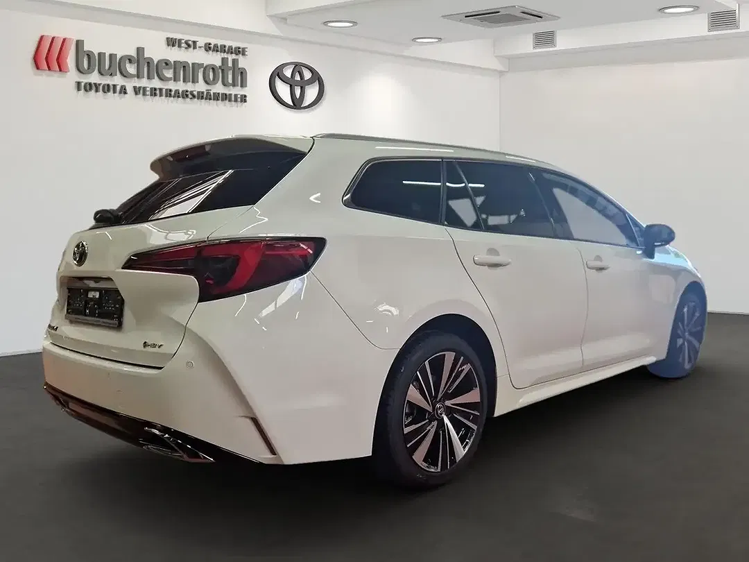 Toyota Corolla Hybrid Teamplayer - Thumbnail 5