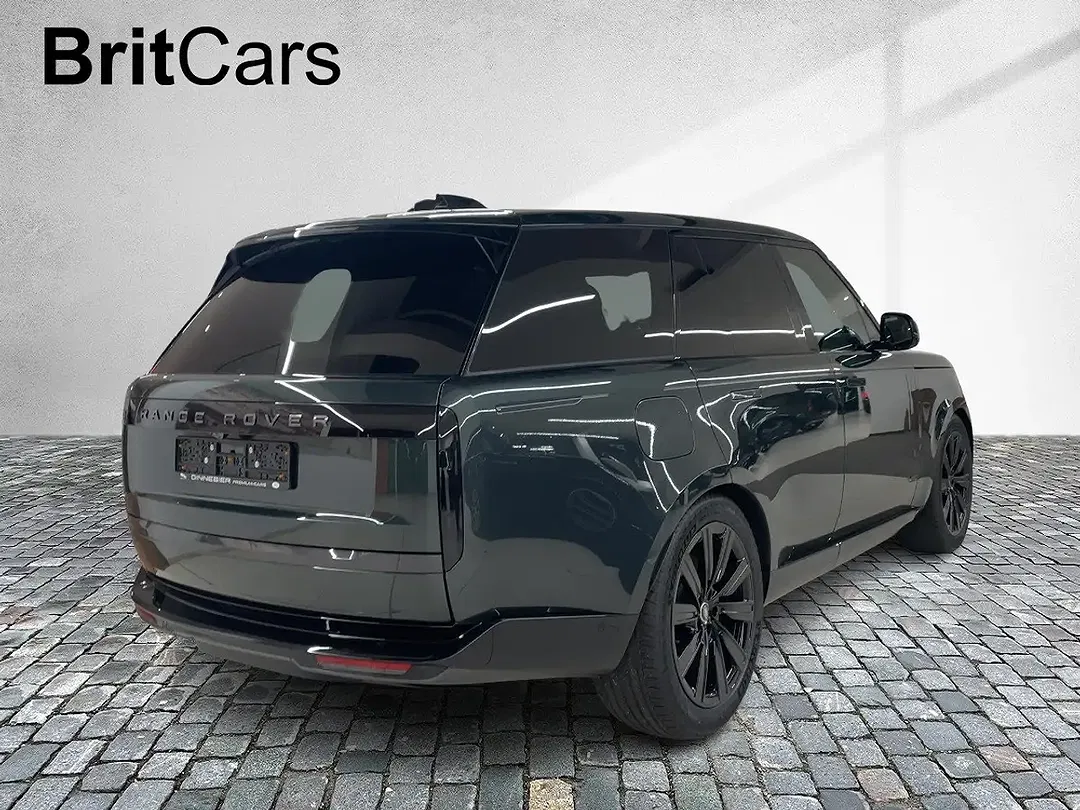 Land Rover Range Rover P550e - Thumbnail 4