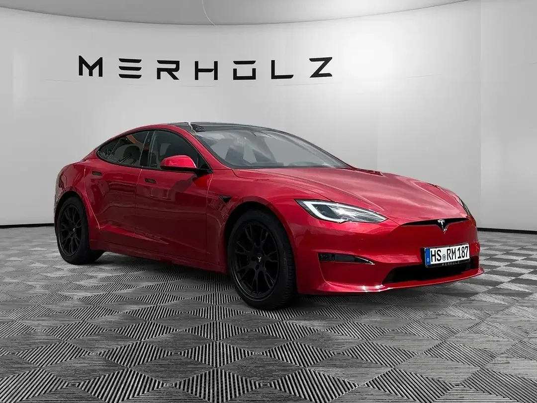 Tesla Model S 100 kWh Plaid - Thumbnail 3