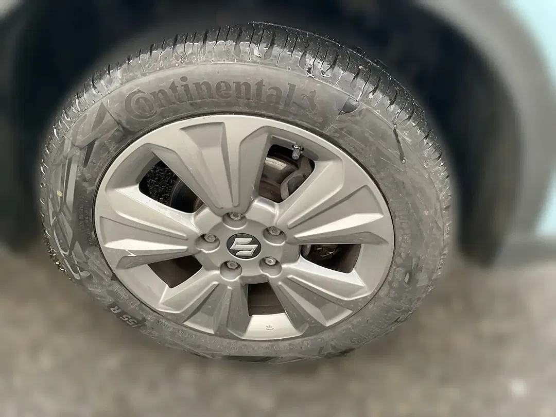 Suzuki Vitara - Thumbnail 8