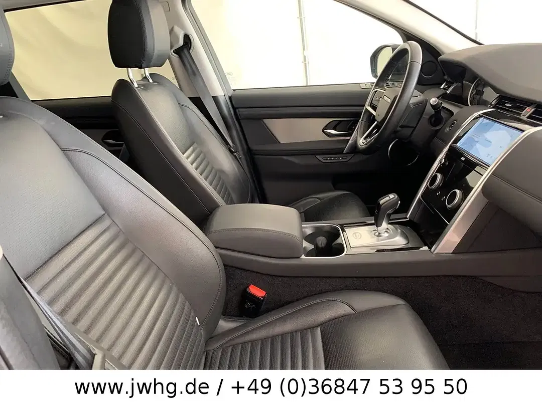 Land Rover Discovery Sport 4x4 SE - Thumbnail 3