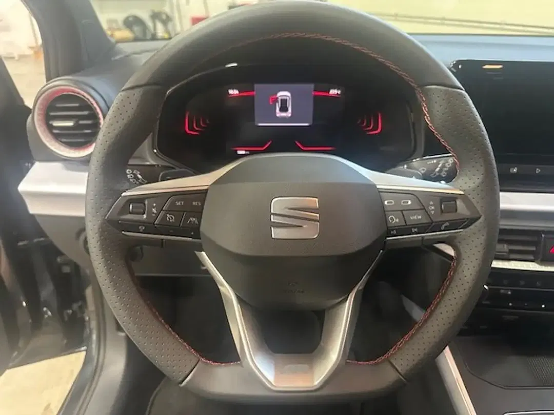 SEAT Arona FR - Thumbnail 13