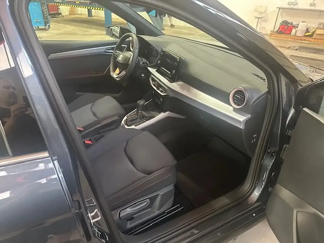 SEAT Arona FR - Thumbnail 8