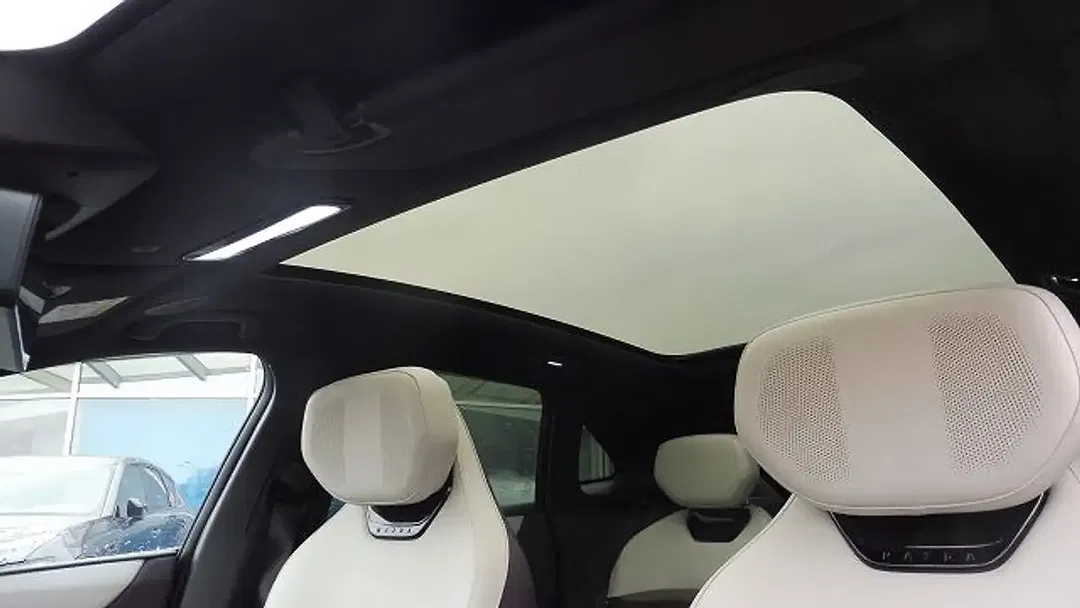 Mazda CX-6e Takumi Plus - Thumbnail 13