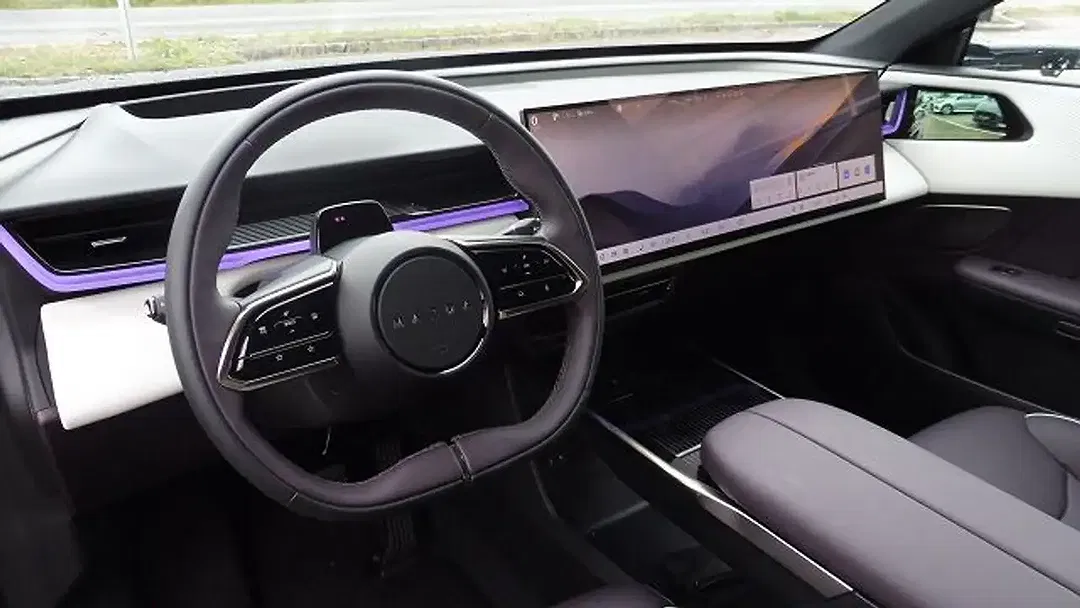 Mazda CX-6e Takumi Plus - Thumbnail 8