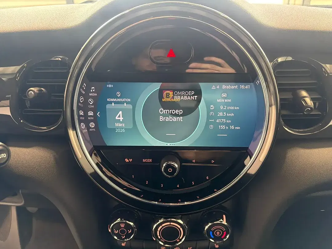 MINI One Cabrio Essential Trim - Thumbnail 11