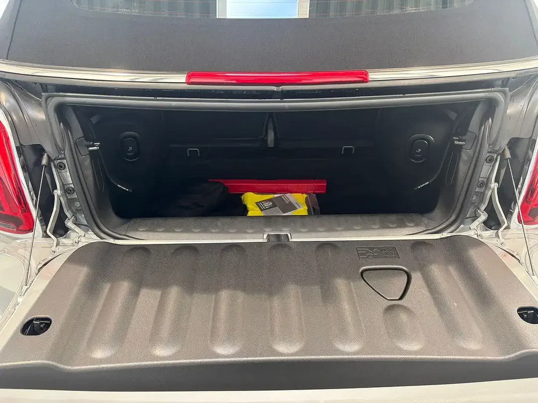 MINI One Cabrio Essential Trim - Thumbnail 6