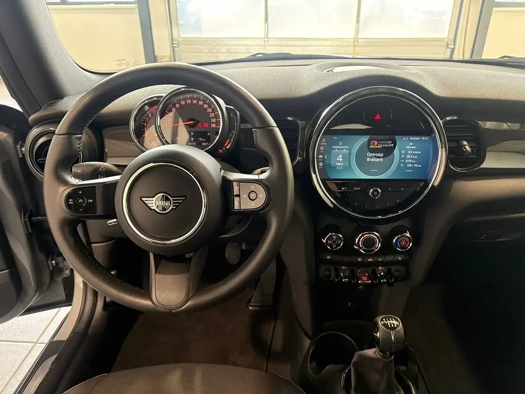 MINI One Cabrio Essential Trim - Thumbnail 9