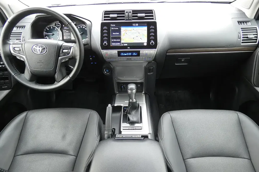 Toyota Land Cruiser 2.8 - Thumbnail 13