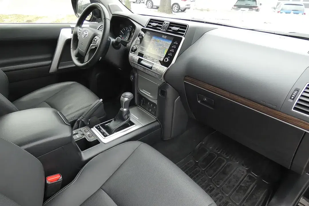Toyota Land Cruiser 2.8 - foto 14