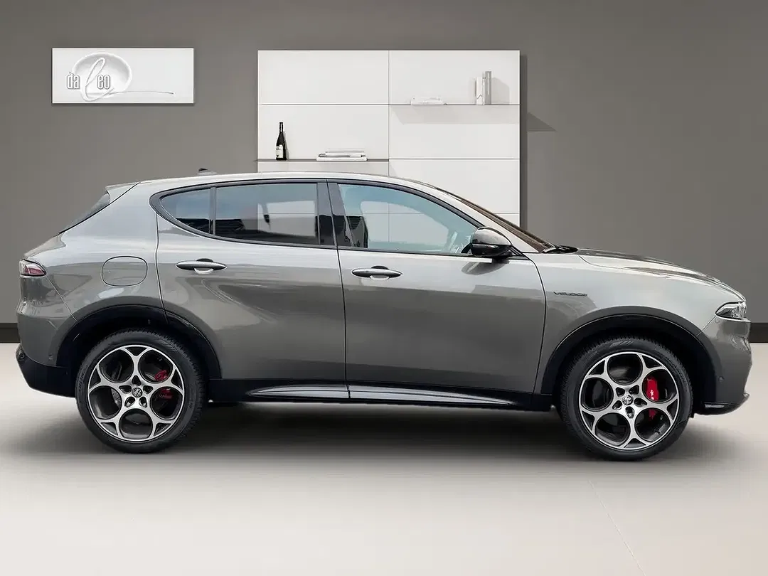 Alfa Romeo Tonale Veloce - Thumbnail 5