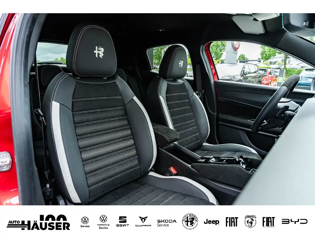 Alfa Romeo Junior 1.2 Ibrida VGT Sport Speciale - Thumbnail 12