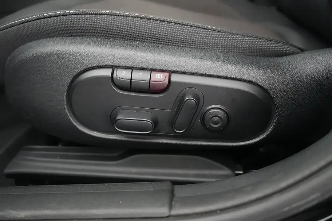 MINI One Clubman 1.5 - Thumbnail 16
