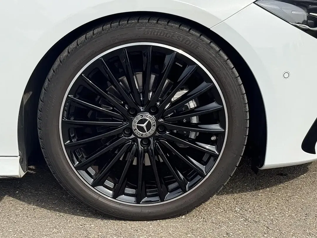 Mercedes-Benz CLA 180 AMG Line - Thumbnail 11