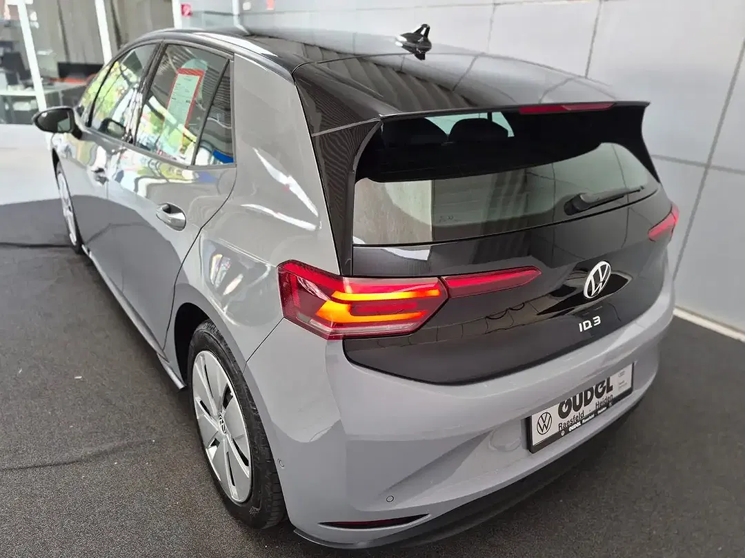Volkswagen ID.3 Pro - Thumbnail 7