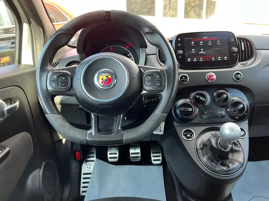 Abarth 695 1.4 T-Jet - Thumbnail 8