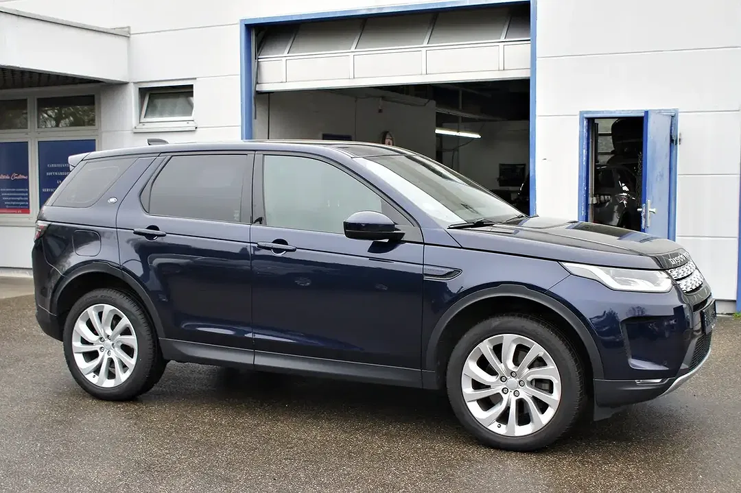 Land Rover Discovery Sport AUT 4x4 SE - Thumbnail 5