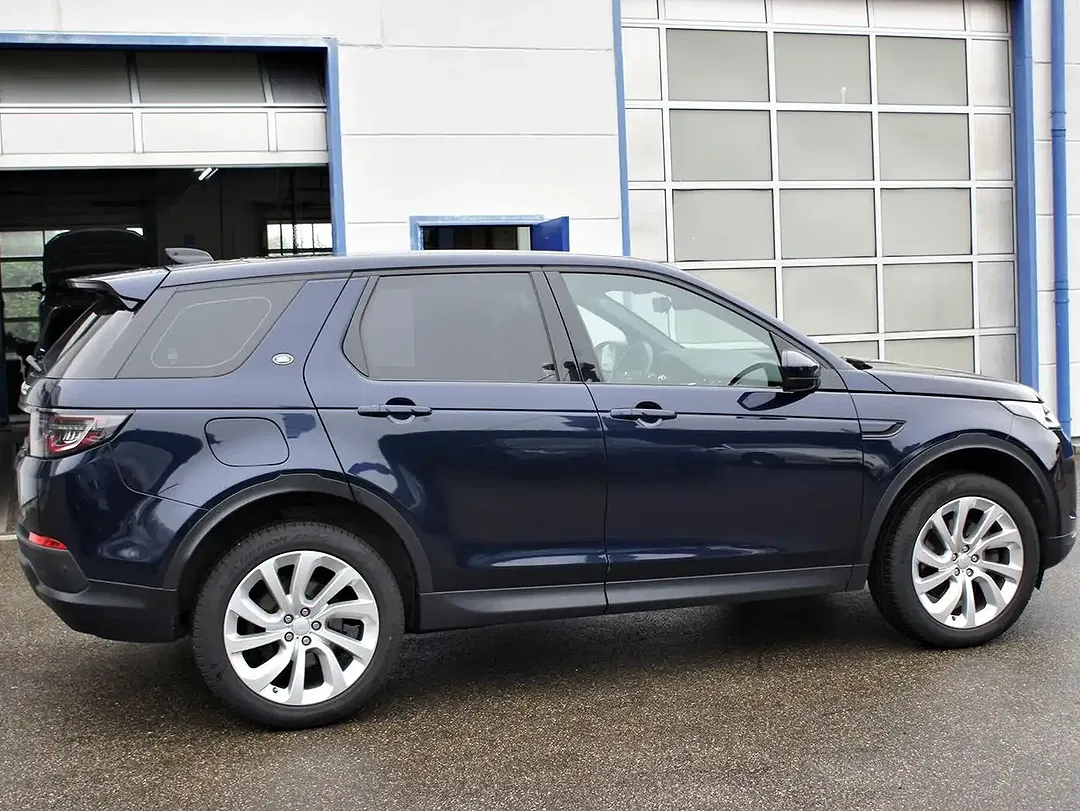 Land Rover Discovery Sport AUT 4x4 SE - Thumbnail 6