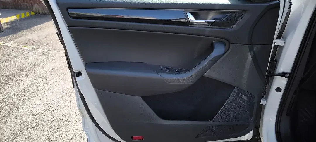 Skoda Kodiaq 4x4 Drive - Thumbnail 11