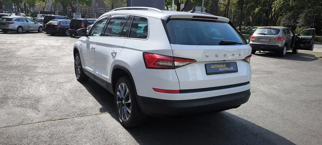Skoda Kodiaq 4x4 Drive - Thumbnail 8