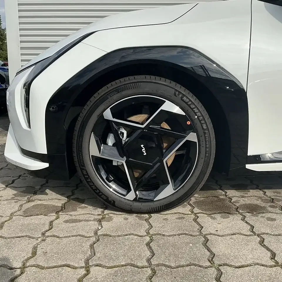 Kia EV4 GT-Line - foto 2