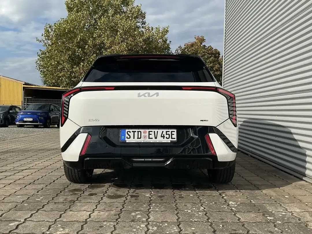 Kia EV4 GT-Line - Thumbnail 4