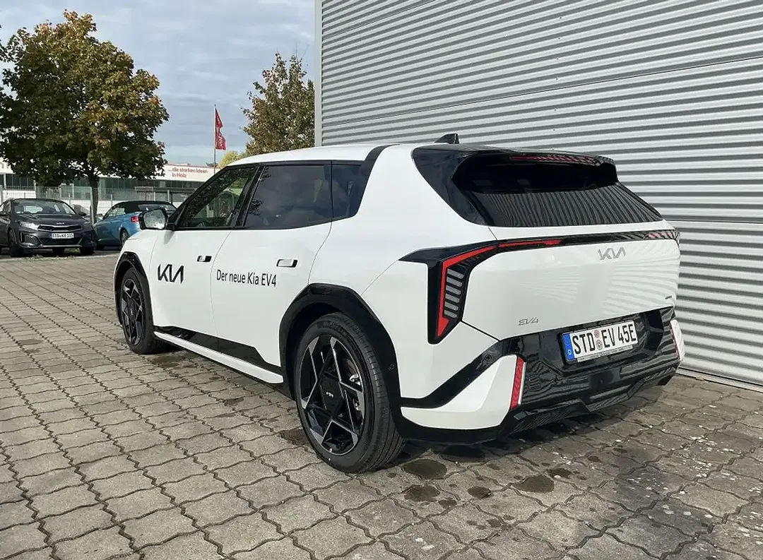 Kia EV4 GT-Line - Thumbnail 7