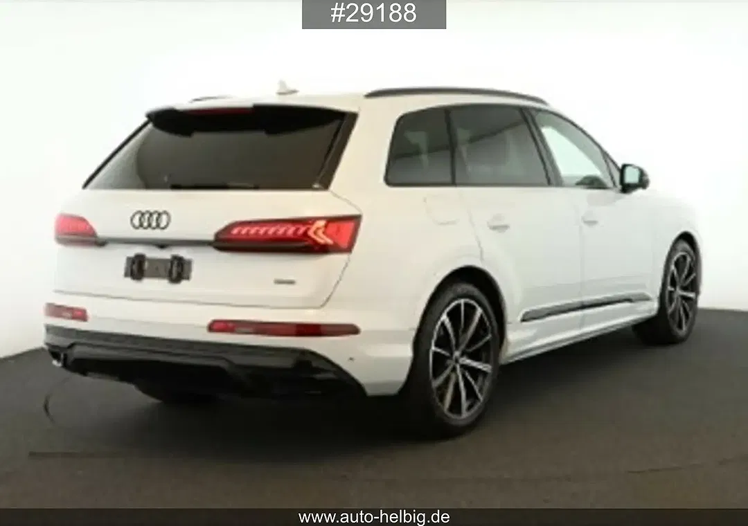 Audi Q7 50 TDI S line - Thumbnail 2