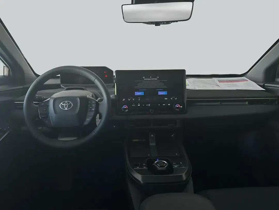 Toyota bZ4X 4x4 Lounge - Thumbnail 14