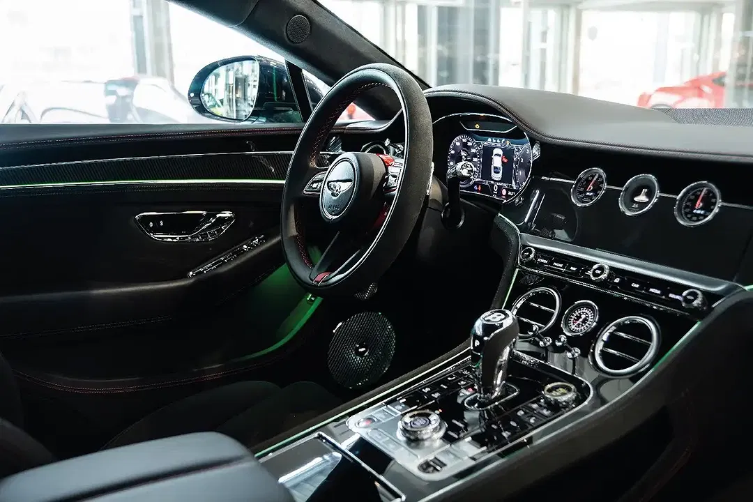 Bentley Continental GT - Thumbnail 11
