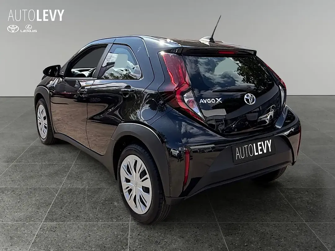 Toyota Aygo X Business Edition - Thumbnail 3
