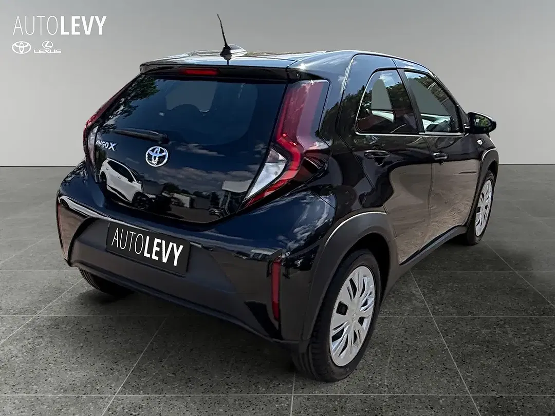 Toyota Aygo X Business Edition - Thumbnail 5