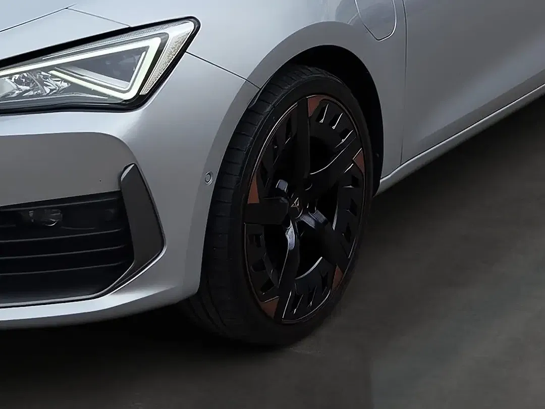 CUPRA Leon TSI PHEV DSG VZ1 - Thumbnail 10