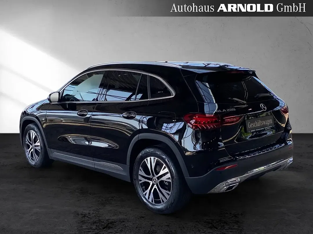 Mercedes-Benz GLA 200 Progressive - Thumbnail 3
