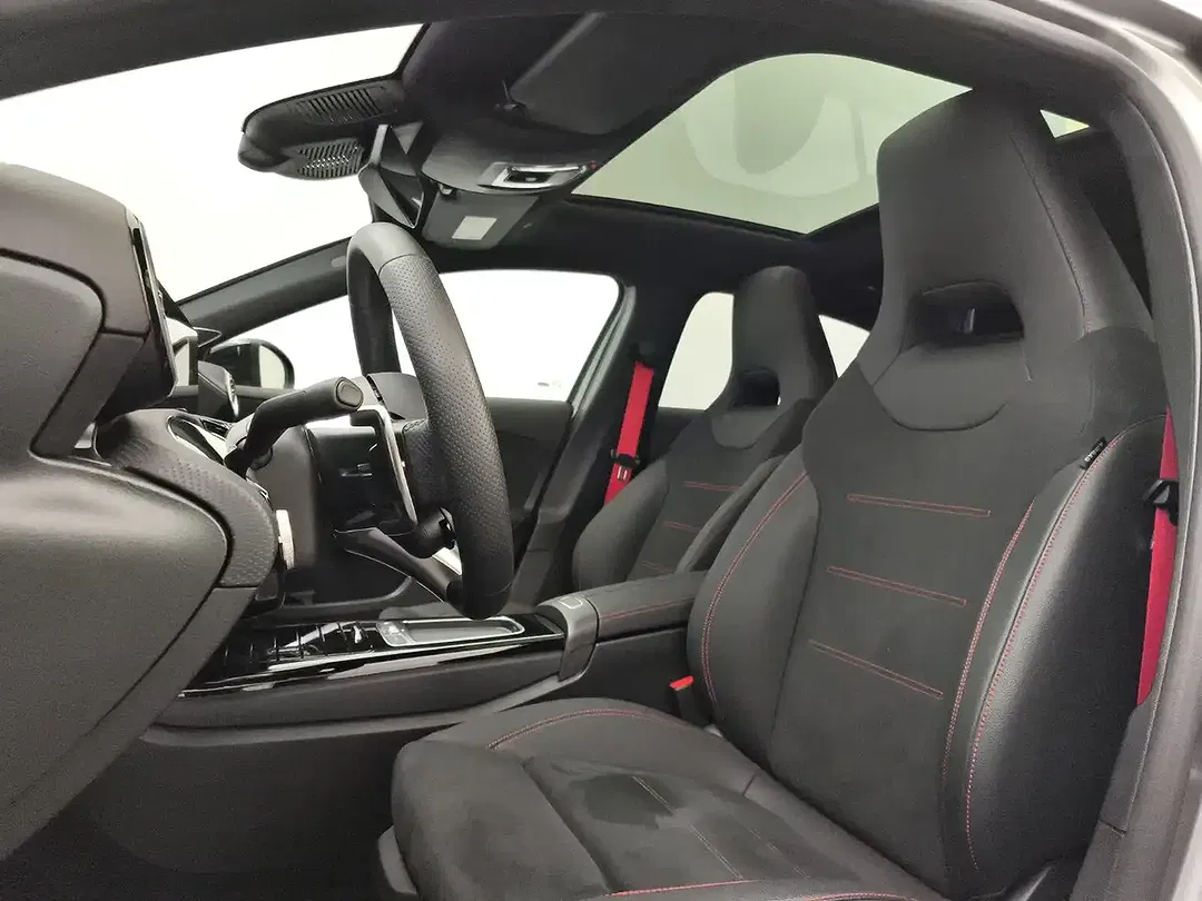 Mercedes-Benz A 35 AMG 4MATIC - Thumbnail 11