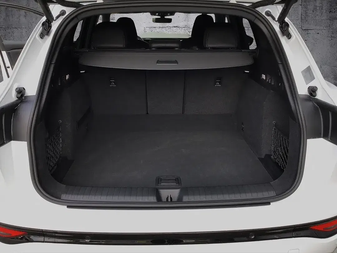 Audi SQ6 e-tron quattro Matrix LED - Thumbnail 11