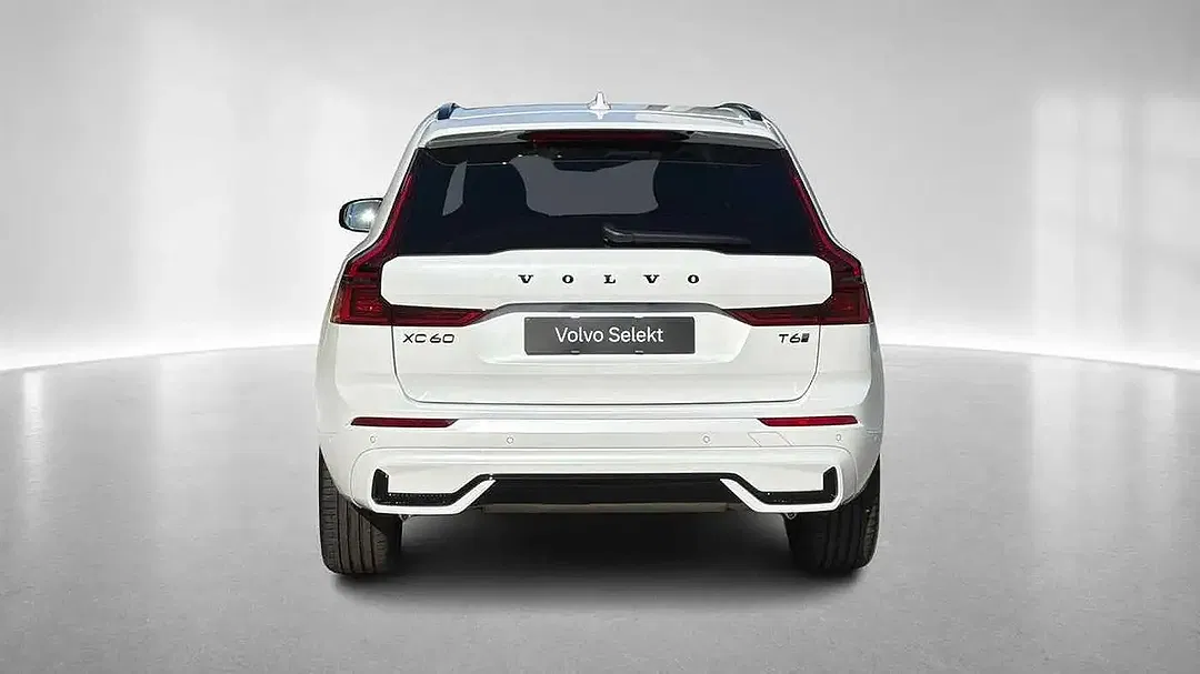 Volvo XC60 T6 AWD Edition Plus - Thumbnail 6