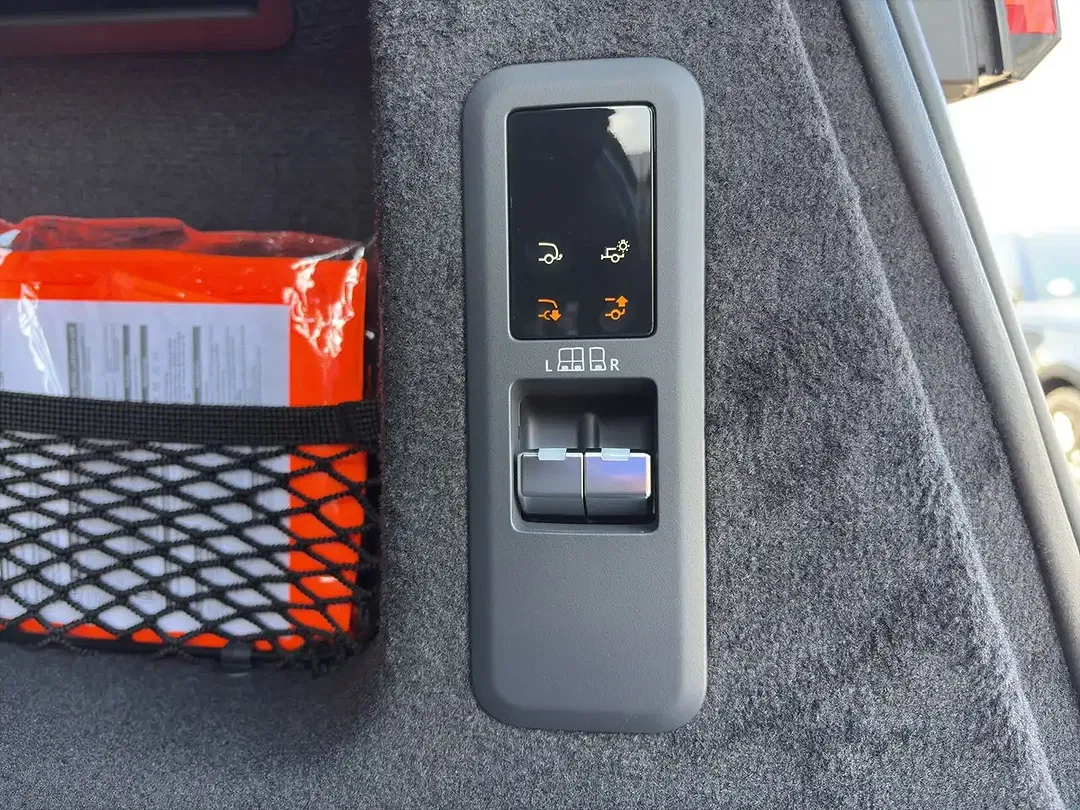 Land Rover Range Rover Sport D300 Dynamic SE - Thumbnail 12