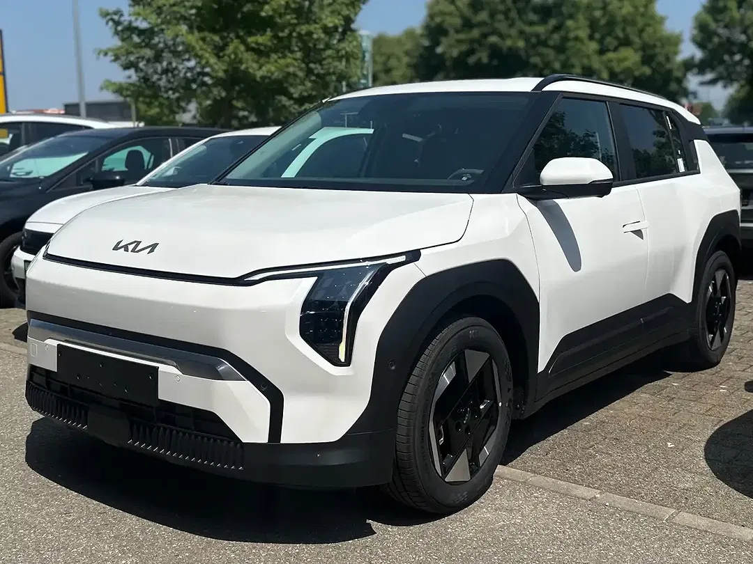 Kia EV3 Air - foto 1
