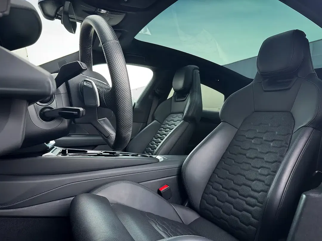 Audi e-tron GT quattro RS Edition - Thumbnail 9