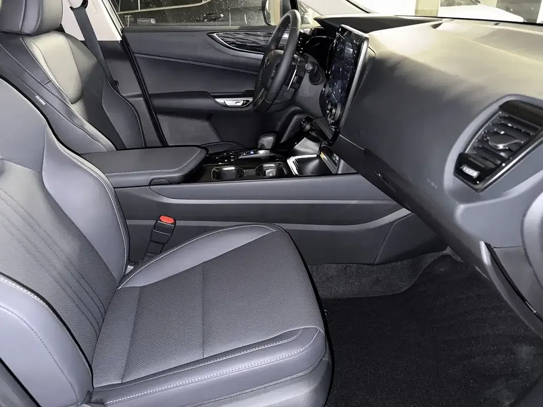 Lexus NX 450h+ E-FOUR Business - Thumbnail 9