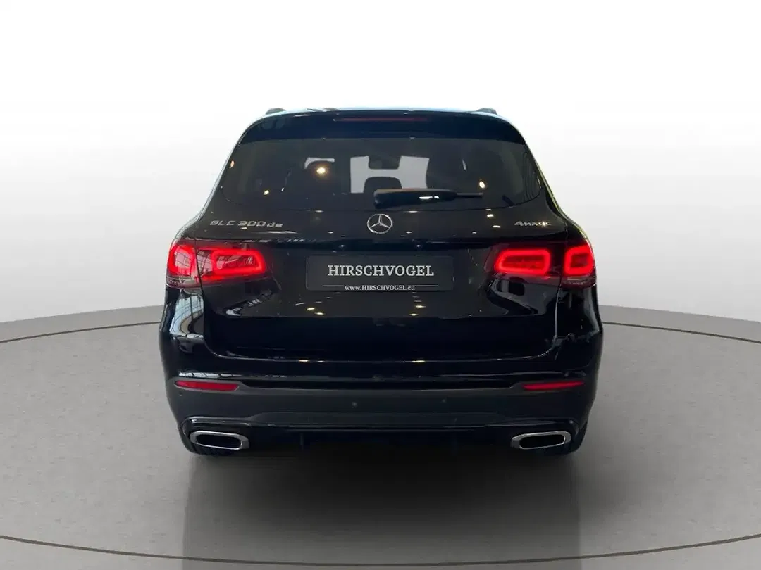 Mercedes-Benz GLC 300 4MATIC AMG Line Night - Thumbnail 5