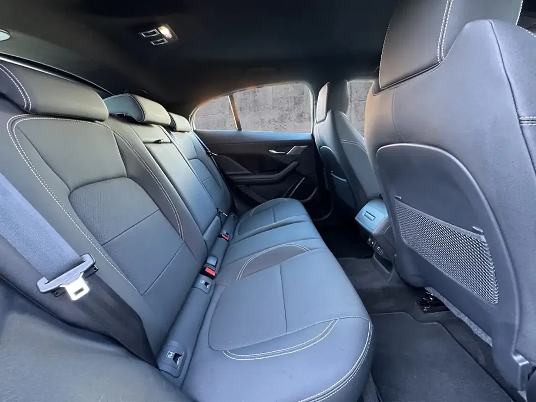 Jaguar I-Pace EV400 S - Thumbnail 5