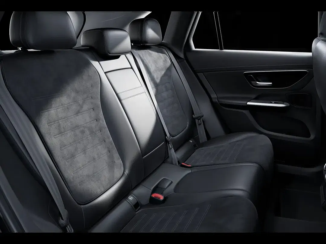 Mercedes-Benz GLC 200 4MATIC AMG - Thumbnail 11