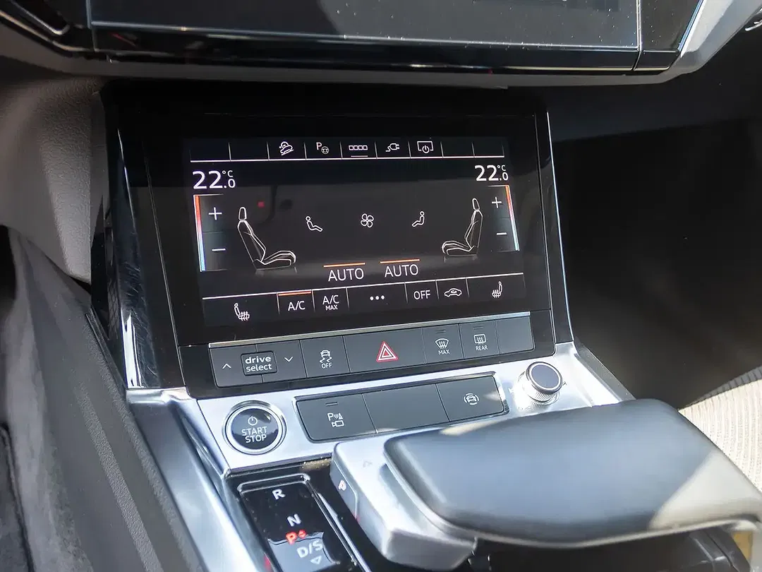 Audi Q8 e-tron 50 quattro advanced - Thumbnail 14