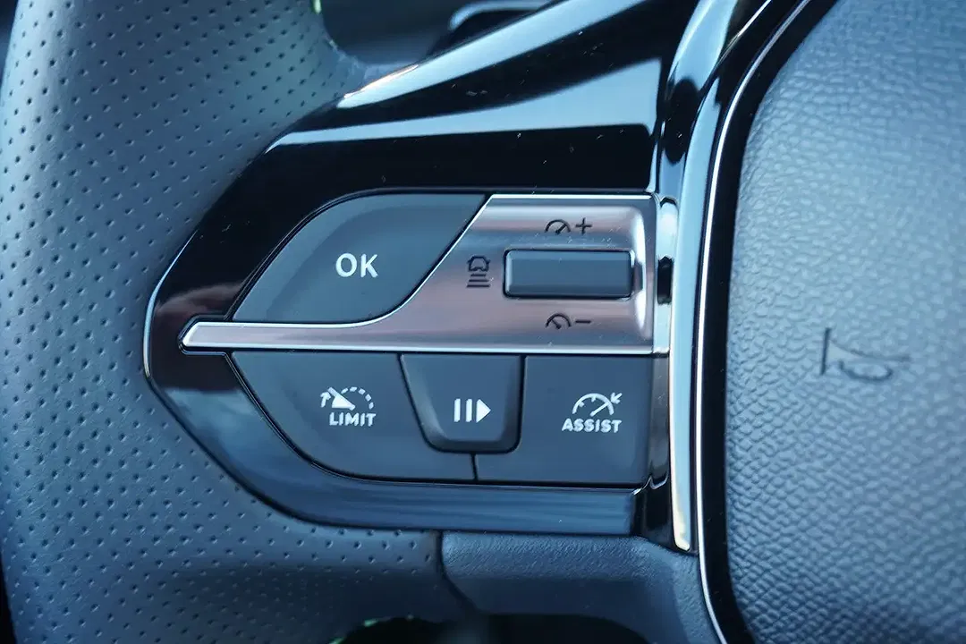 Peugeot 308 145 AUT Hybrid GT SW - Thumbnail 12