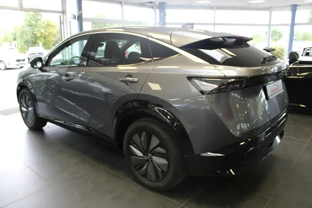 Nissan Ariya - Thumbnail 4