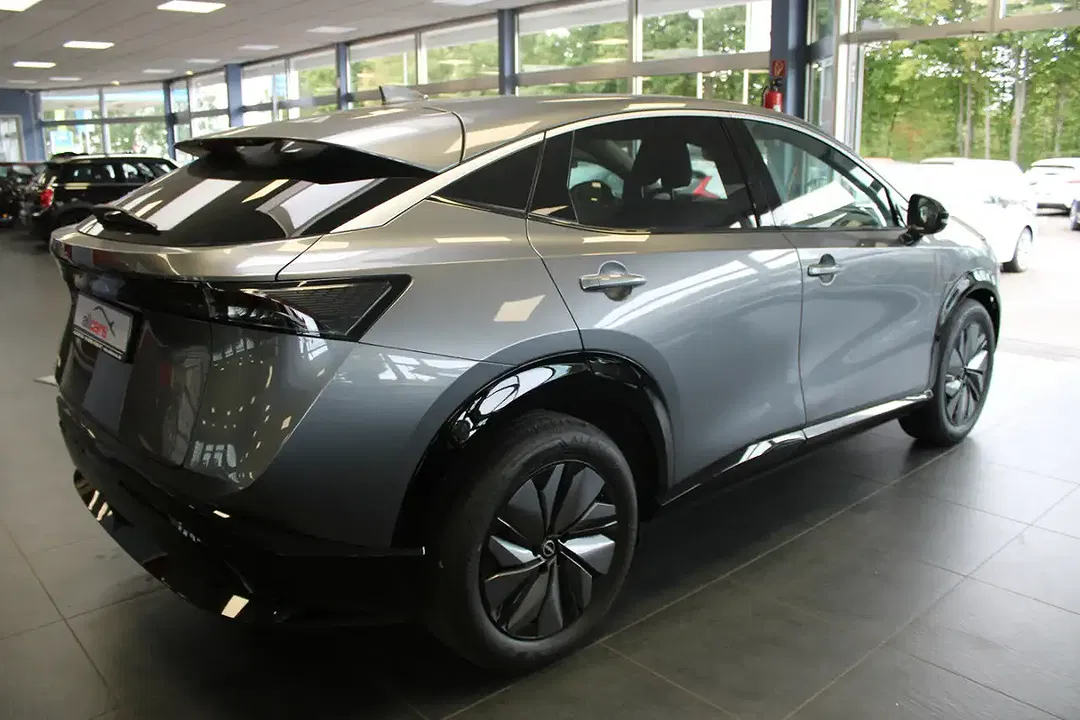 Nissan Ariya - Thumbnail 7